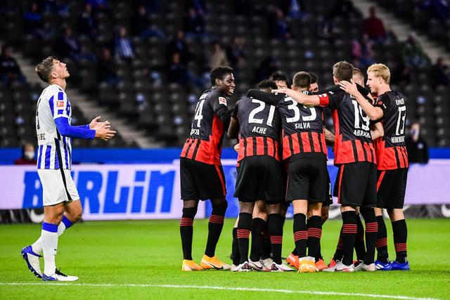 拜仁后卫阿方索酒驾被抓 吊销驾照+禁赛一个月